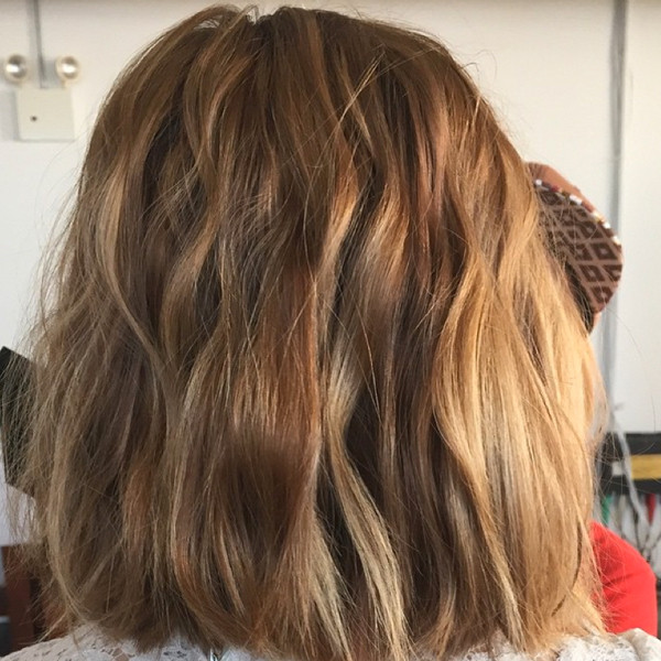 Elizabeth Olsen Gets Major Haircut Year Of The Bob Ain T Over E